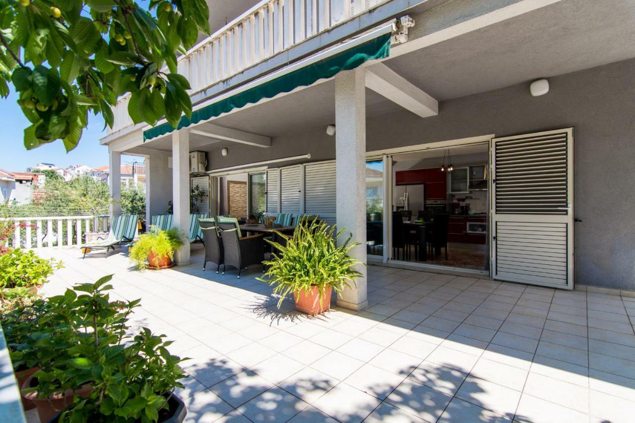 Apartament Flora Trogir Zewnętrze zdjęcie